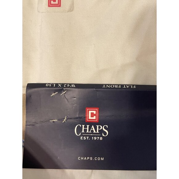 Chaps Mens Cream Flat Front Pants W42 X L30 NEW - Picture 3 of 3